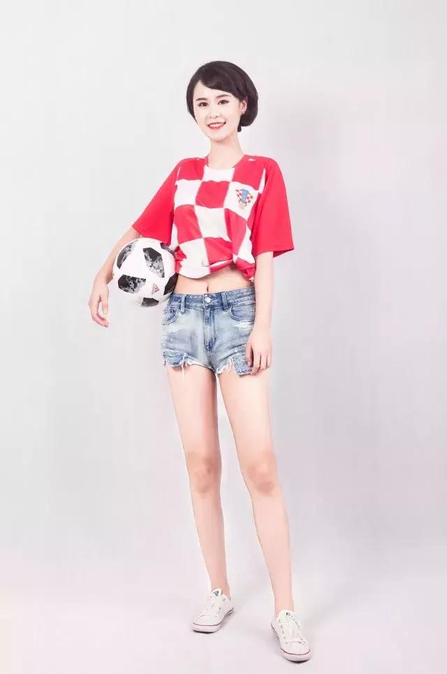 足球赛空姐,空姐和空姐格斗