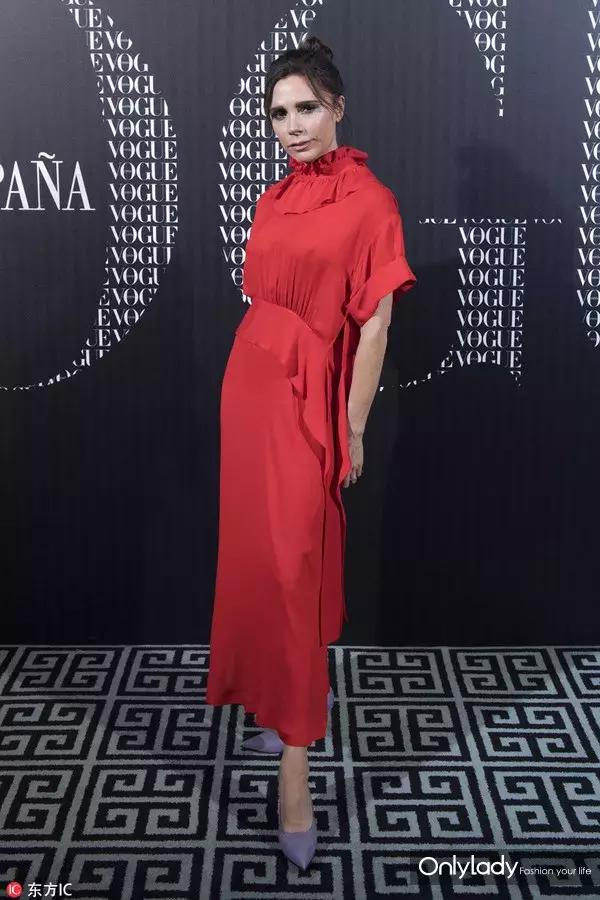 文明观球，给你心目中的世界杯巨星太太团排个名吧！