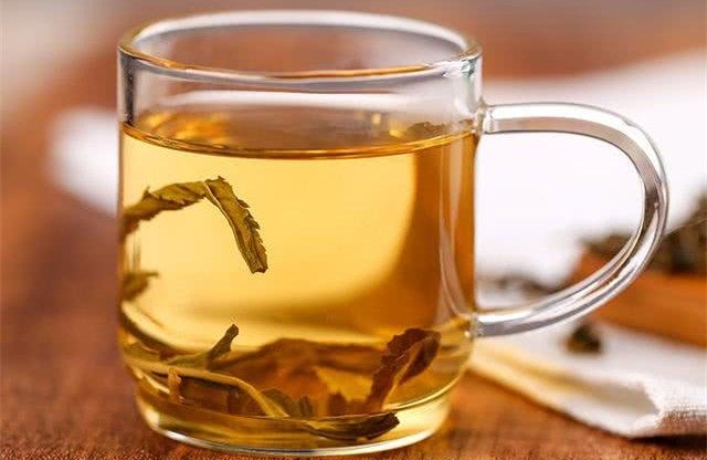 女人有了乳腺增生应该怎么治疗,女人有乳腺增生能吃黄体酮吗