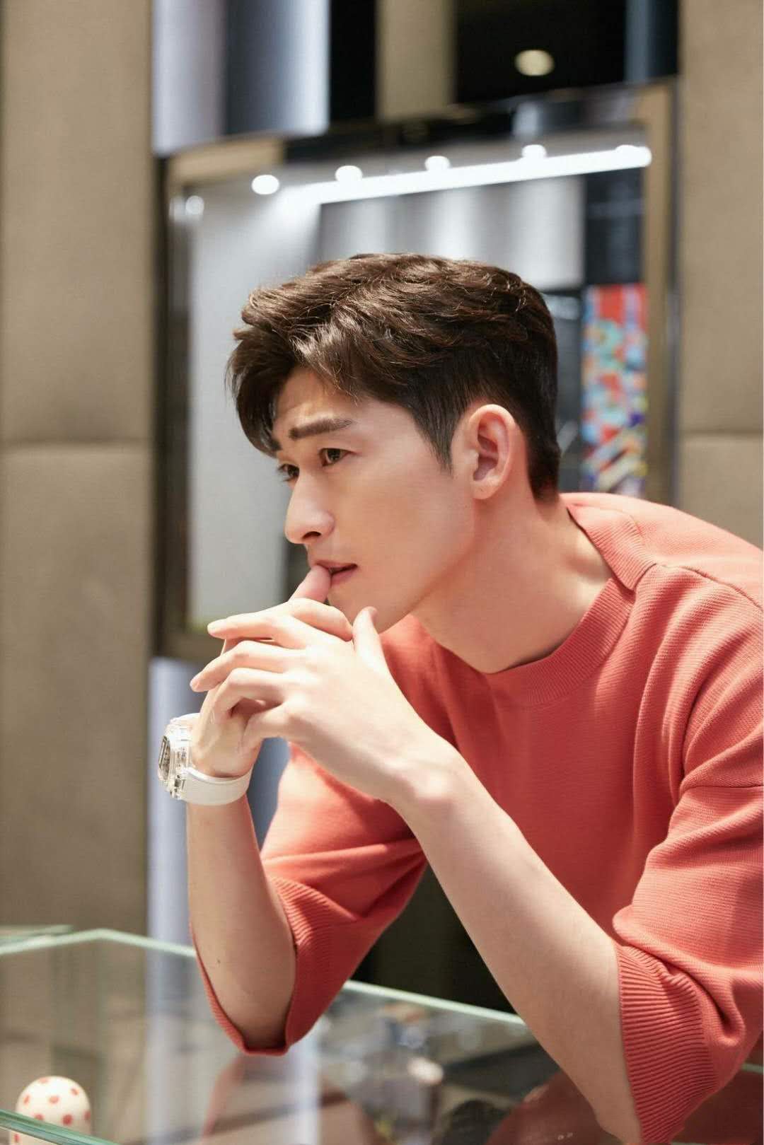 张翰打比赛,张翰踢足球