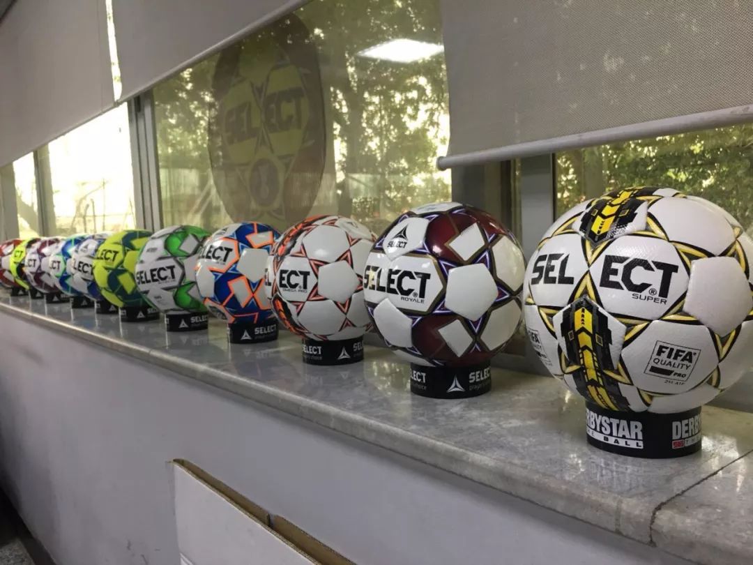 瓒崇悆寰侀泦,寰侀泦瓒崇悆