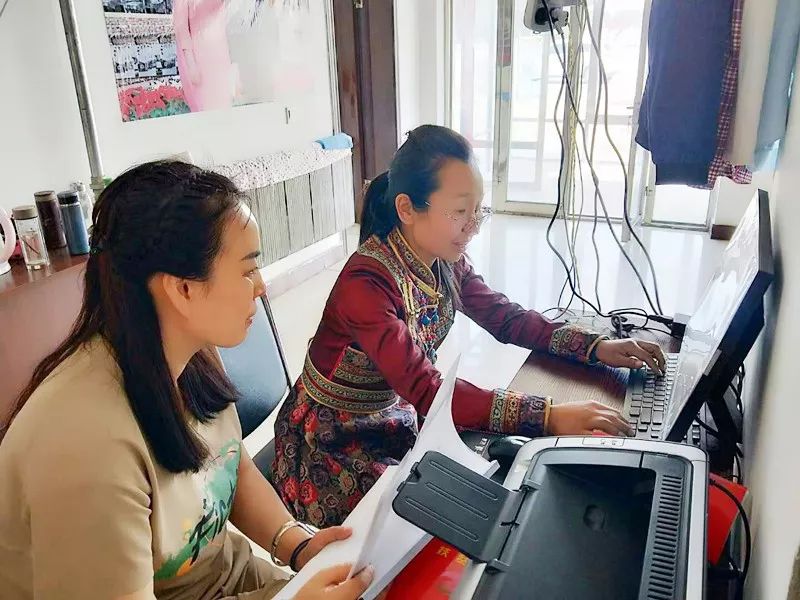 驻村扶贫干部的故事,女干部驻村故事