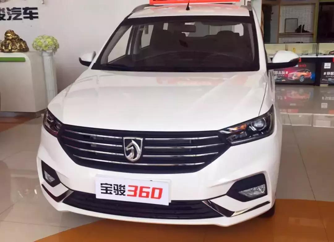 欧尚a600和宝骏730车身,欧尚a600对比宝骏360