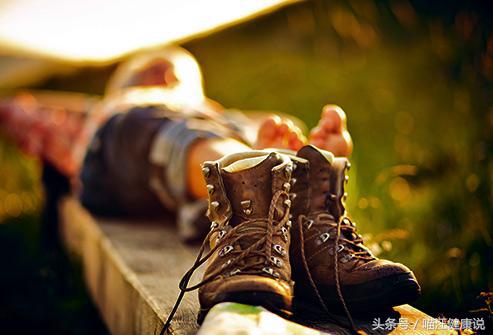 跑步伤膝盖吗权威报道,跑步免伤膝盖选哪种鞋好