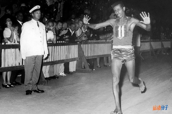 asics跑鞋历史,asics亚瑟士跑鞋之王从何而来