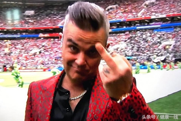 俄罗斯世界杯竖中指,2018世界杯开幕式竖中指