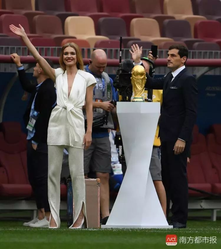 世界杯俄罗斯vs沙特普京的动作,沙特总统普京世界杯