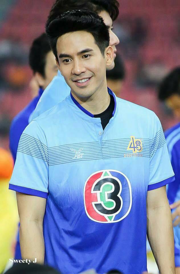 世界杯上看帅哥,世界杯现场看足球