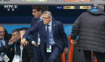 c罗摸胡子庆祝,c罗进了几个球