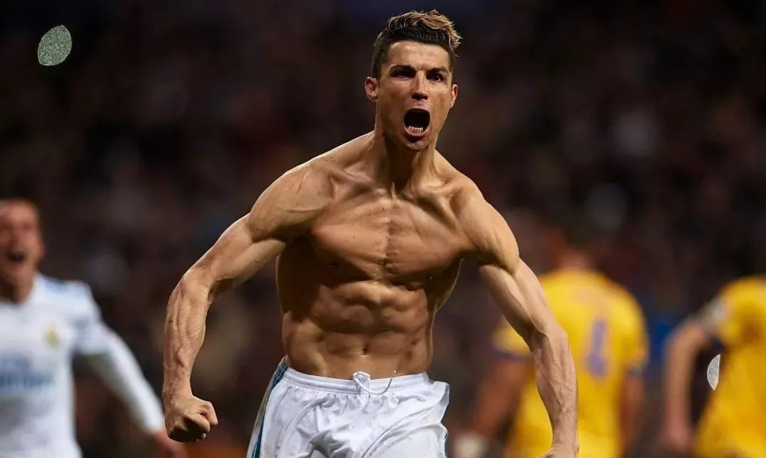 年轻的c罗到底有多可怕,c罗自律的可怕到什么程度