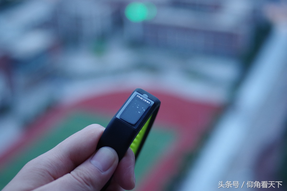 斐讯w3手环刷第三方固件,斐讯运动手环w3好玩吗