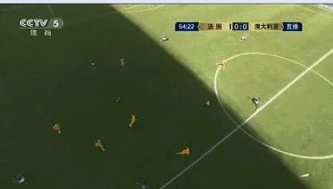世界杯裁判判点球霸气瞬间,世界杯裁判判罚后再改判