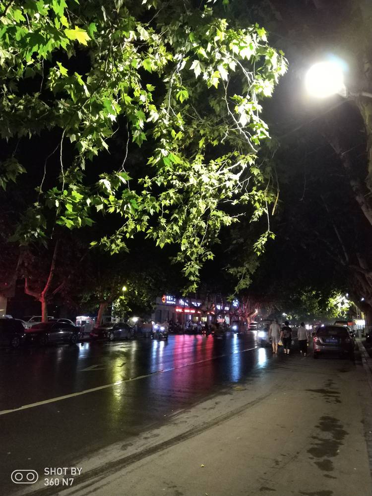 带拍照功能的游戏,手机除游戏拍照还有什么刚需性能