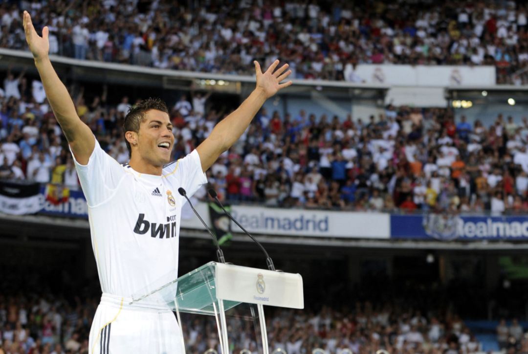 c罗为武汉捐10w欧元,c罗为中国献血