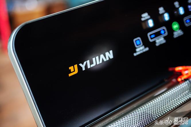 太阳毒辣雾霾猖狂亿健睿致X5跑步机才是室内锻炼好帮手