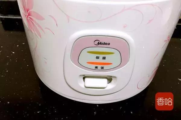 怎样用电饭煲制作酸奶教程,电饭煲自制酸奶的家常做法