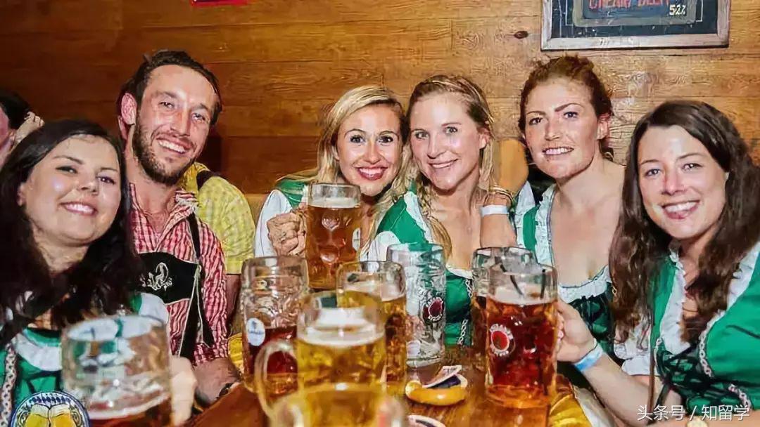 德国可不只有帅哥和足球，一张学历文凭更是走遍世界都不怕