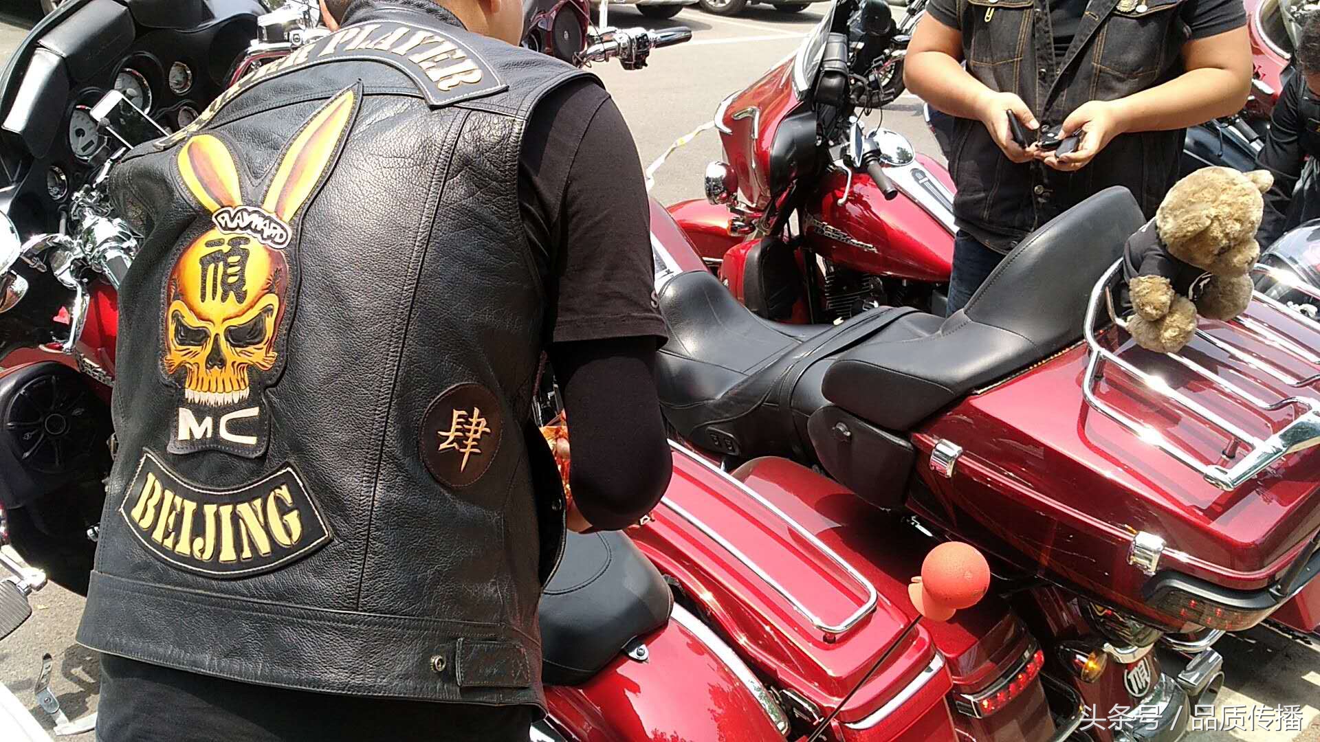 每人被俱乐部认可,哈雷俱乐部才能被社区认可,骑车、公益、成熟