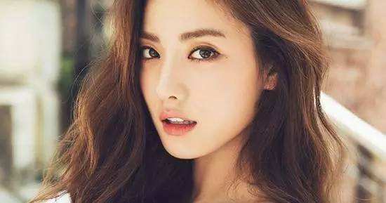 适合干皮且遮瑕力强的粉底液,干皮粉底液推荐妈妈款