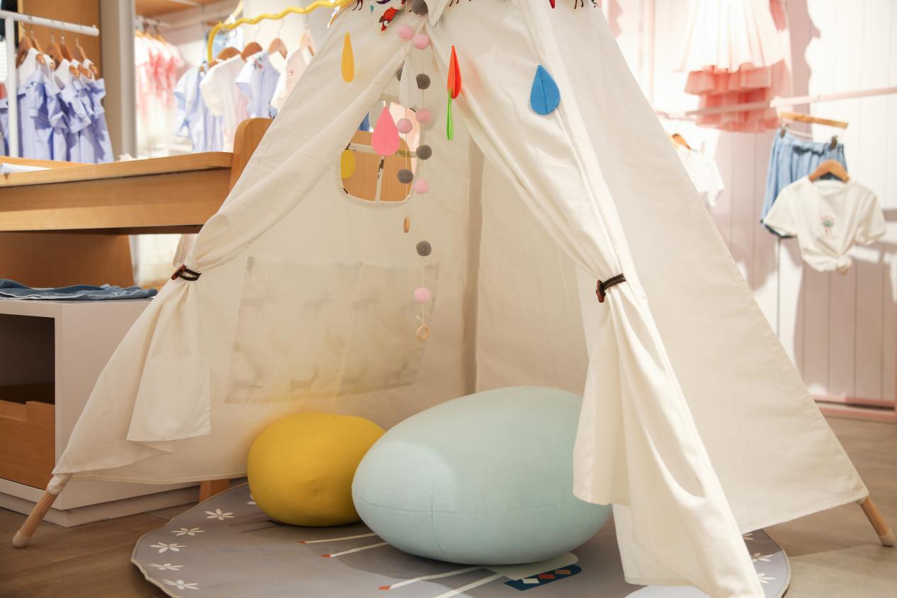 新品潮流童装馆,曲江银泰潮童