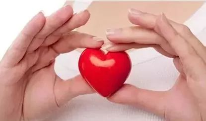 人体献血200cc危害大吗,50岁女人献血的危害和好处