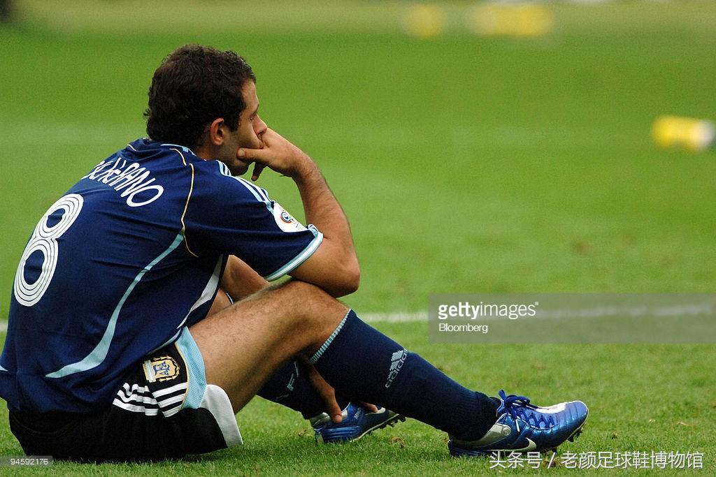 06年世界杯宣传nike,世界杯最火的足球鞋