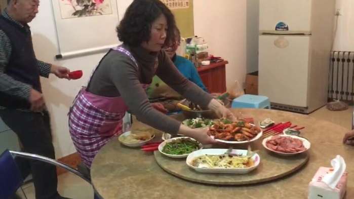 在家做油焖大虾原来这么简单,简单美食手把手教你在家油焖大虾