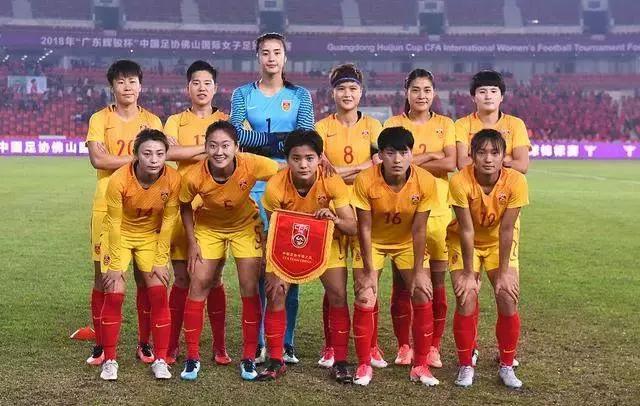 一条微博突然疯转5万！网友：中国足球靠你们了！