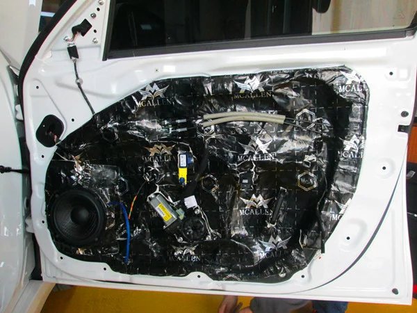 起亚k5音响改装最佳效果,起亚k5凯酷顶配改装音响