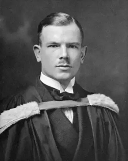 在中政委延安“培训示范班”上，为什么好几位政法委书记红了眼圈？