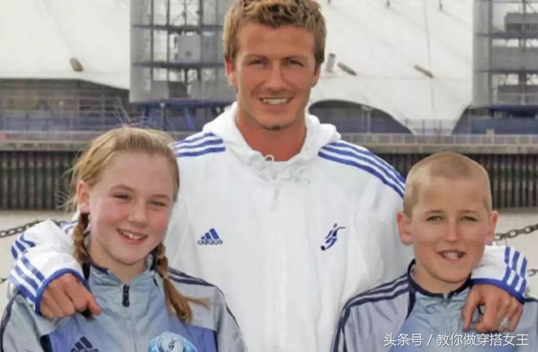 冬天看世界杯的正确打开方式,冷到发紫