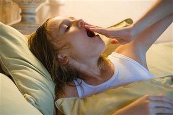 戒毒期间全身无力怎么办,戒毒时为什么几天都不困