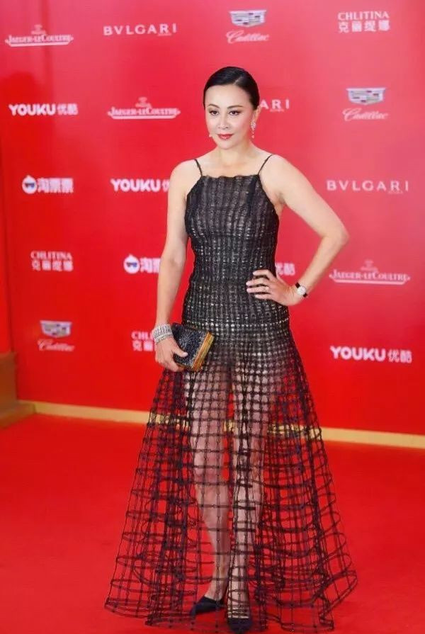 上海电影节明星红毯穿搭评价,上海国际电影节红毯男明星高定