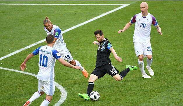 新足球总是漏气,世界杯足球漏气