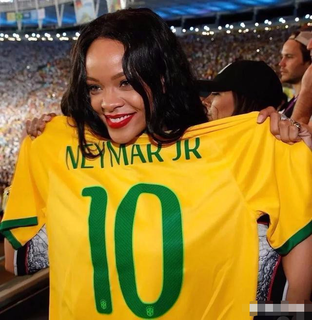 德国队蕾哈娜,蕾哈娜世界杯