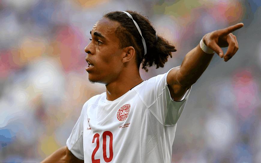 专坑自己队友,专坑队友查尔斯