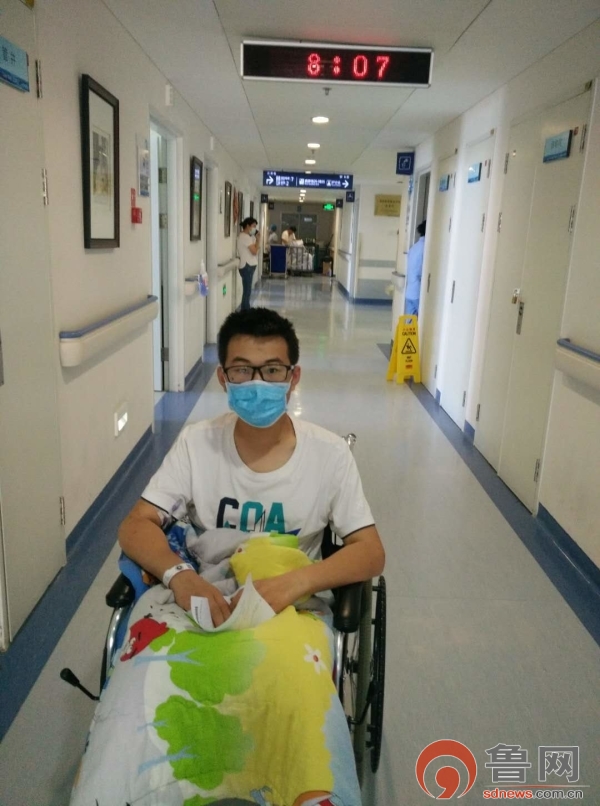 小城演绎大爱——山亭全城救助17岁白血病男孩的故事