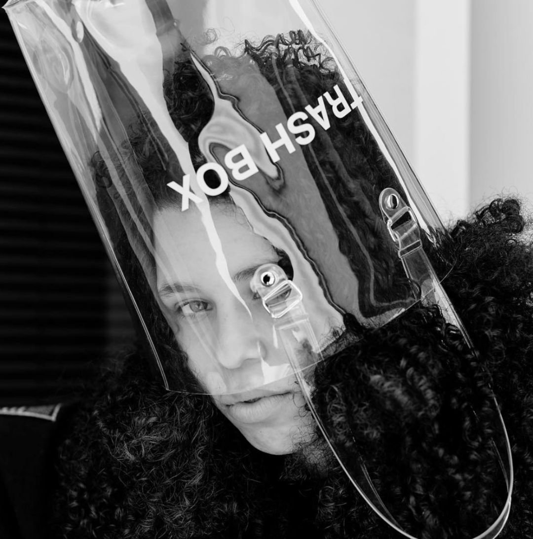 你还在花钱买电脑吗,你还在花钱买游戏吗