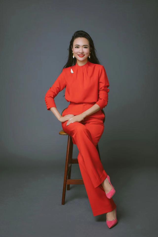 世界杯各国美女主播排名,18年世界杯央视足球女主播