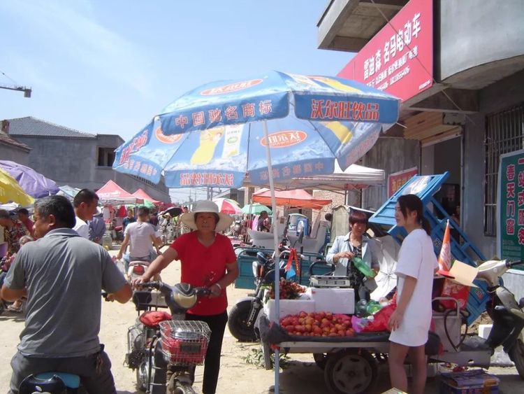 热闹的农村小院,八十年代农村集市