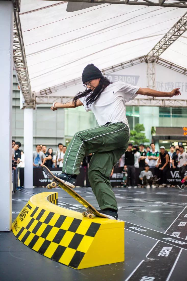 vans滑手视频,vans滑板活动