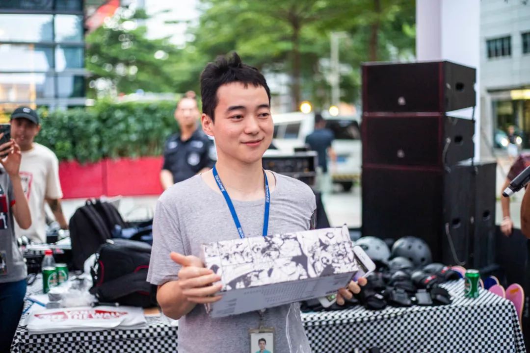 vans滑手视频,vans滑板活动