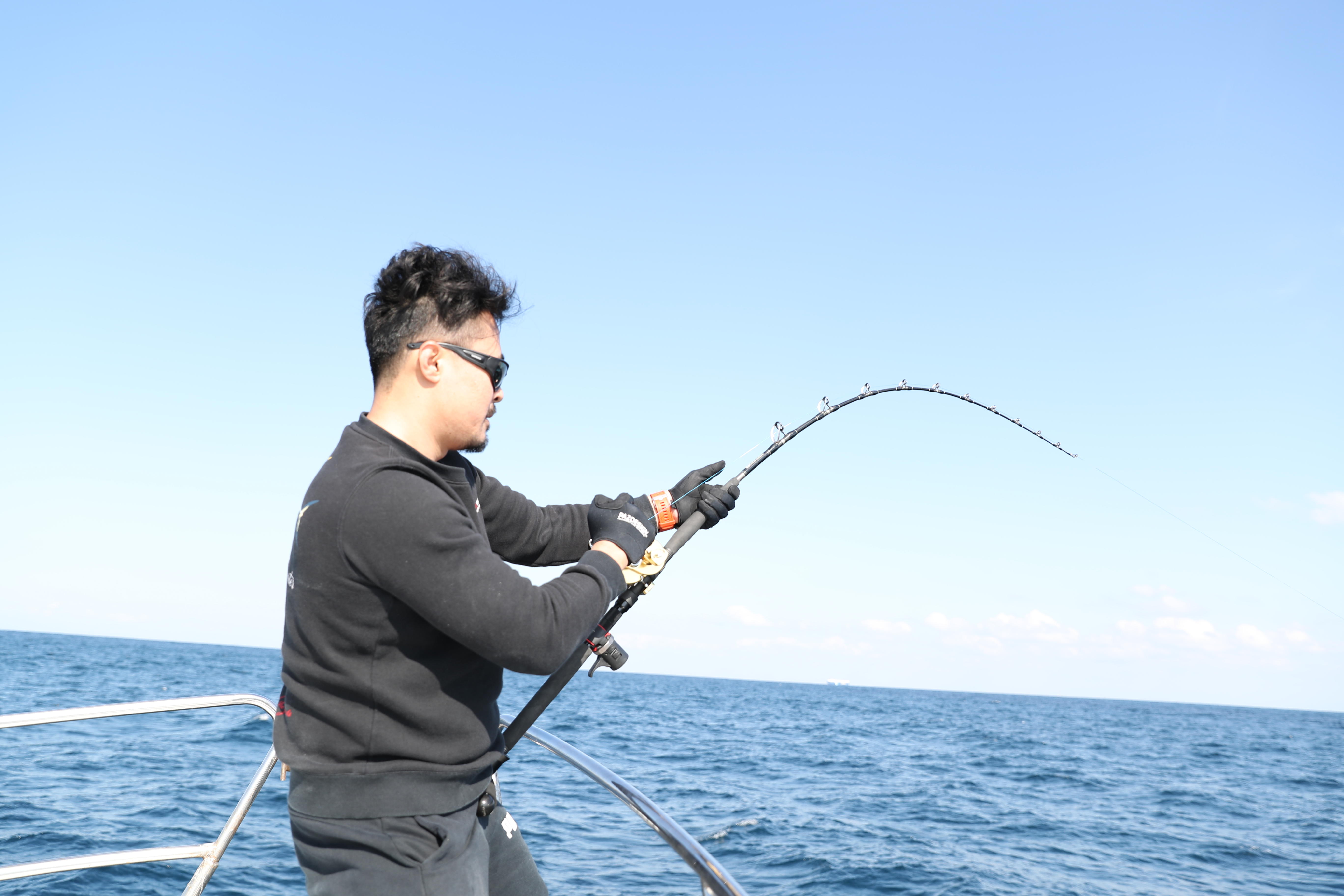 日本海域竟有此等巨物，钓鱼人还等什么？快点集结来消灭它们