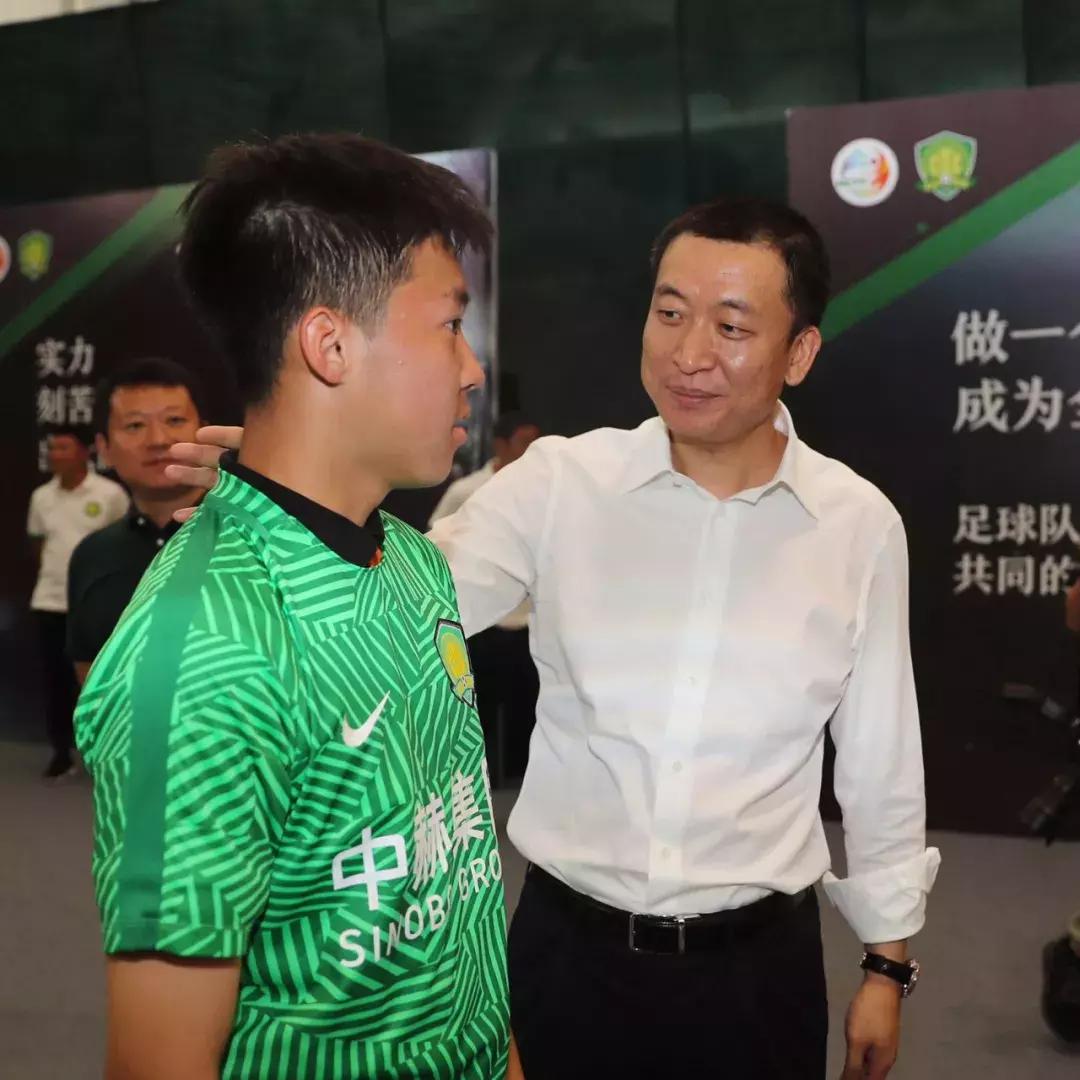 北京国安签约国青队,北京中赫国安足球俱乐部最新消息