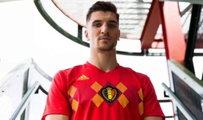 世界杯32支球队球衣,世界杯32支球队球衣大比拼