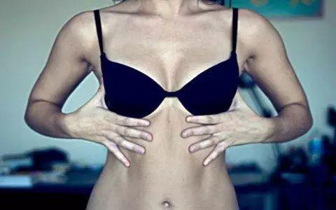 一胎胸部下垂干瘪二胎还有救吗,生了二胎乳房下垂干瘪怎么办