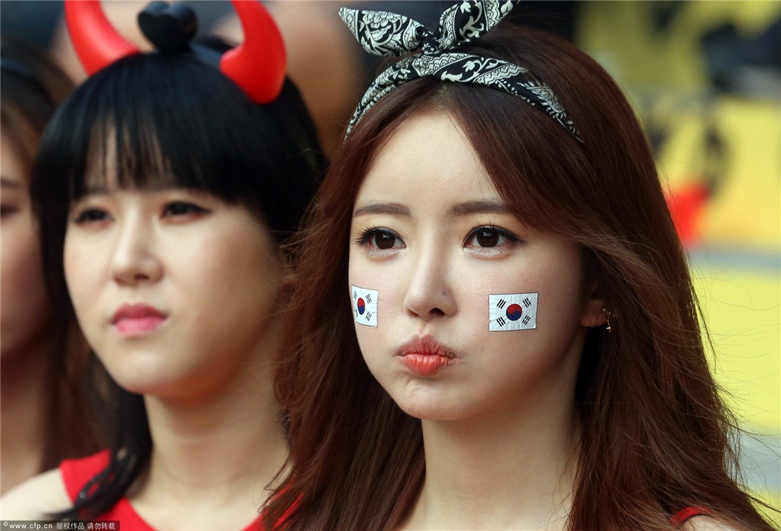 世界杯看点各国球星,世界杯赛场高颜值女球迷惊艳镜头