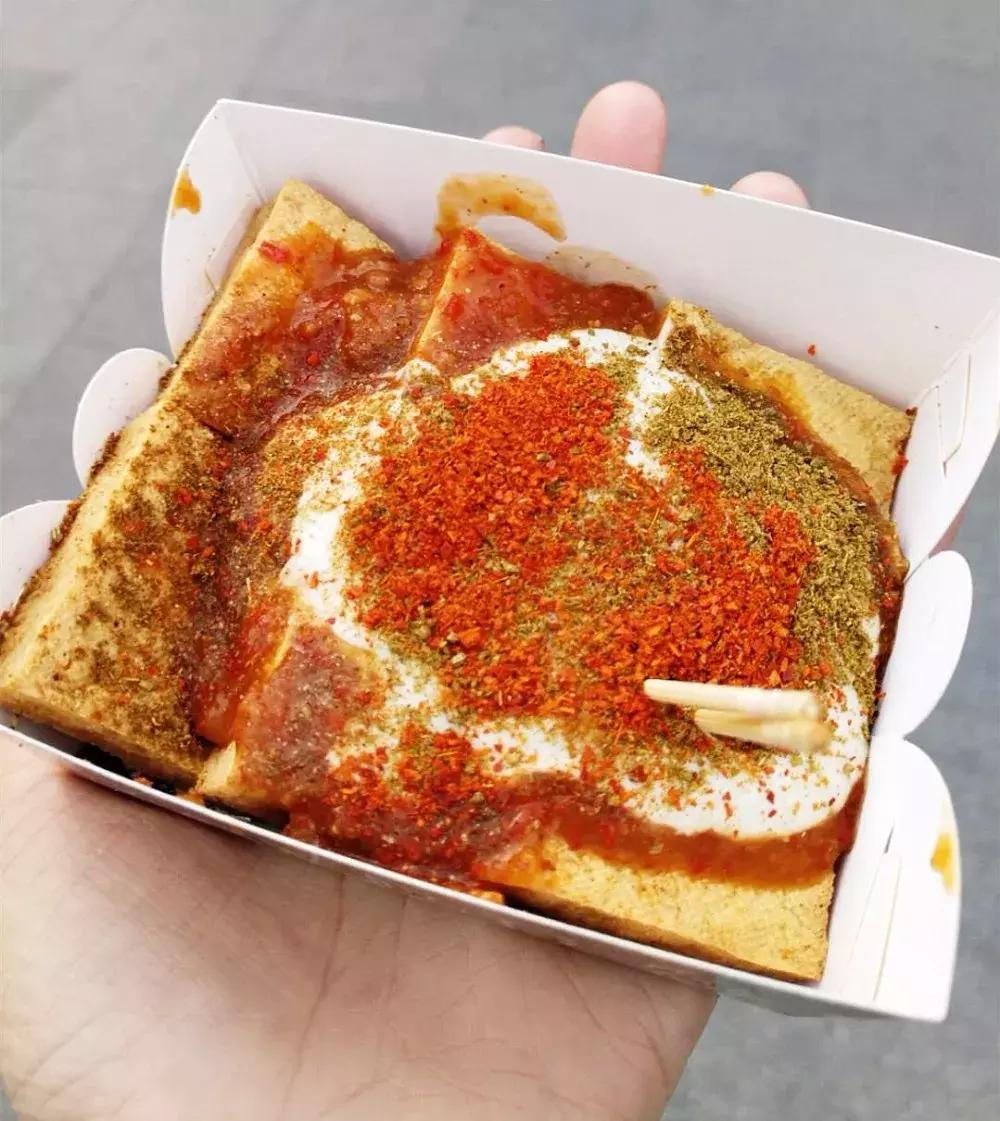 大连熊洞街臭豆腐,大连老街臭豆腐