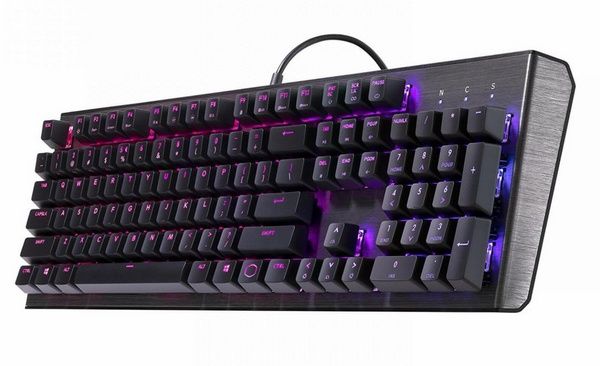 面向入门级市场：酷冷至尊发布CK550和CK552机械键盘