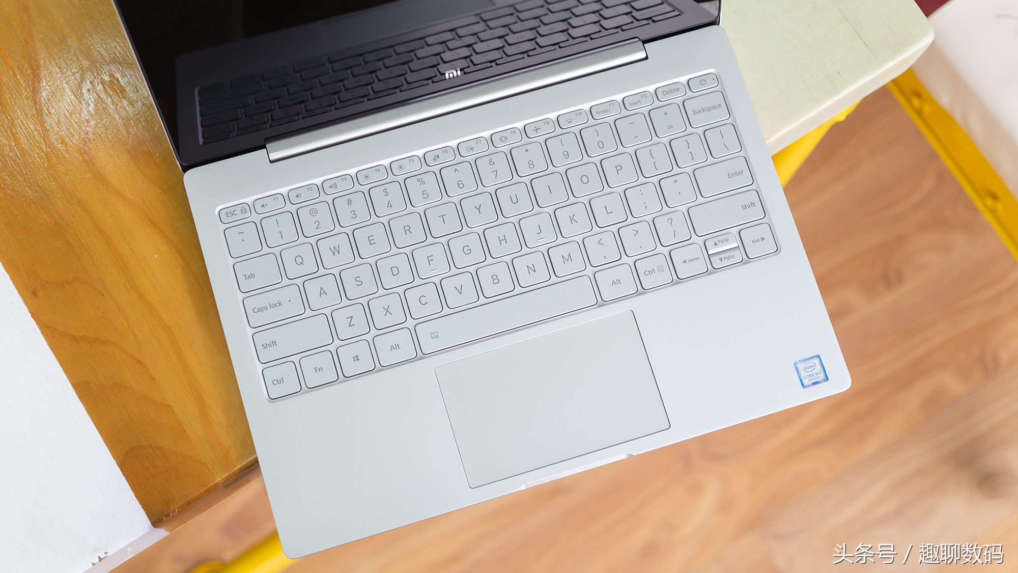 低价高配置小米笔记本电脑,推荐小米笔记本air12